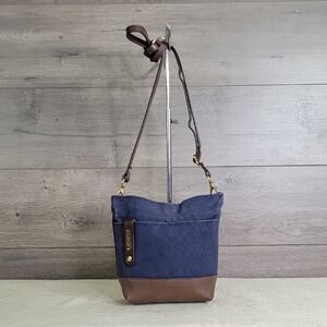 R. Riveter Navy/Brown Canvas Leather Crossbody Bag